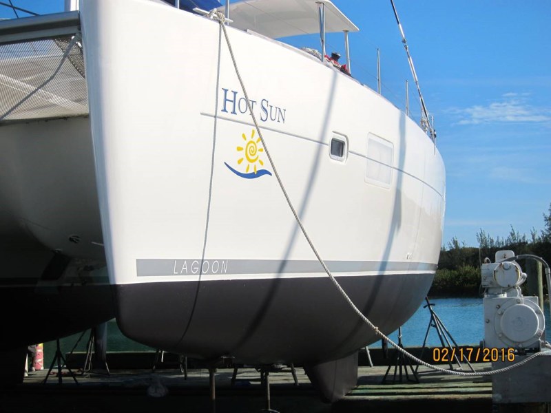 Used Sail Catamaran for Sale 2010 Lagoon 400 Boat Highlights